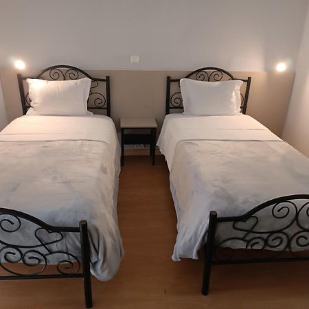 Pensao Nova Goa Hotel Lisbon Luaran gambar