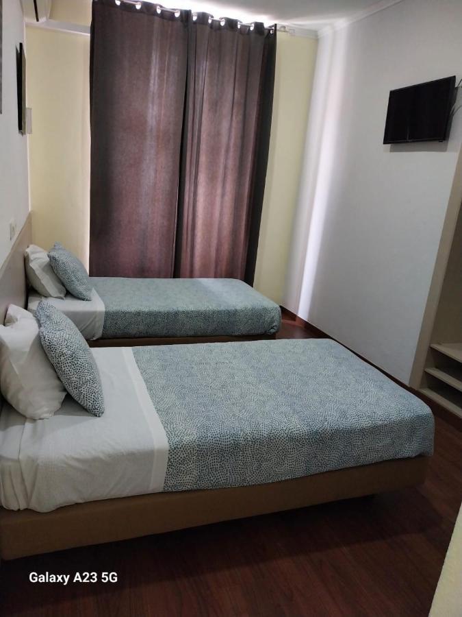 Pensao Nova Goa Hotel Lisbon Luaran gambar